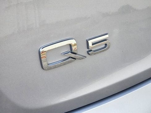 Used 2023 Audi Q5 e Premium Plus image 17