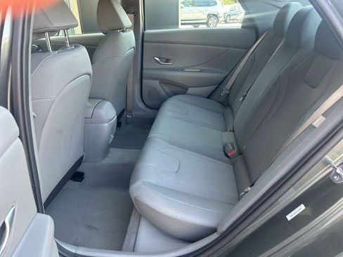 New 2026 Hyundai Elantra SE image 23