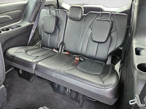 Used 2025 Chrysler Pacifica Select FWD image 22