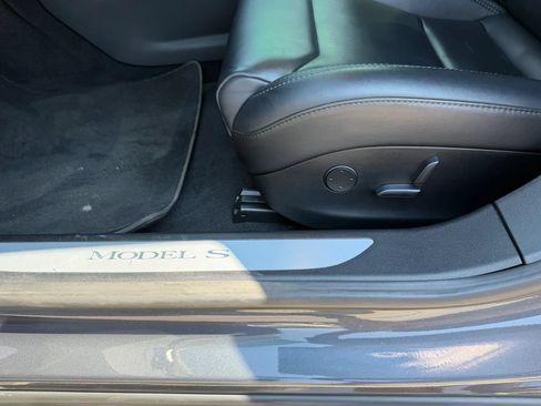 Used 2020 Tesla Model S Long Range AWD/4WD image 12