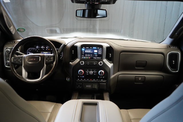 Used 2020 GMC Sierra 1500 SLT w/ SLT Premium Plus Package AWD/4WD image 15