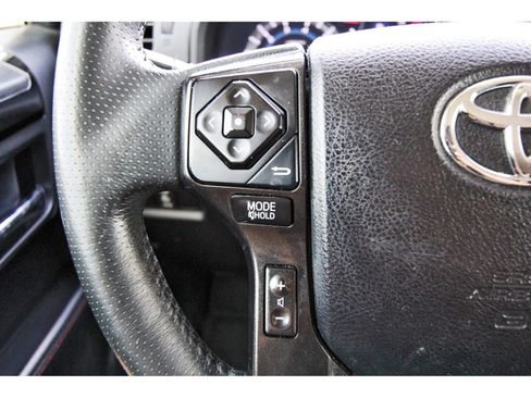 Used 2019 Toyota 4Runner TRD Off-Road Premium AWD/4WD image 15