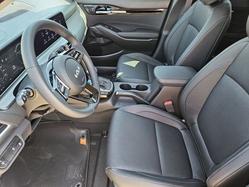 New 2026 Kia Seltos EX FWD image 10