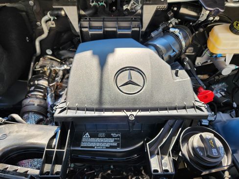 Used 2025 Mercedes-Benz Sprinter 2500 image 22