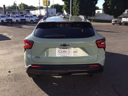 New 2025 Chevrolet Trax ACTIV w/ Driver Confidence Package image 5