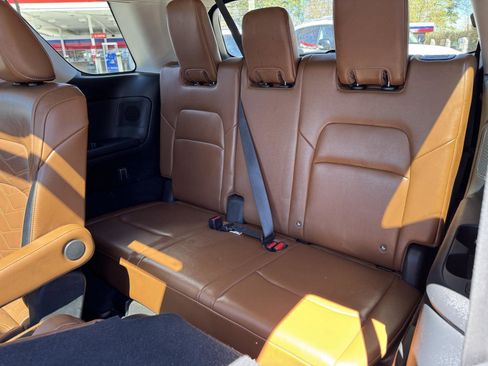 Used 2022 Nissan Pathfinder Platinum w/ Lighting Package (N93) image 8