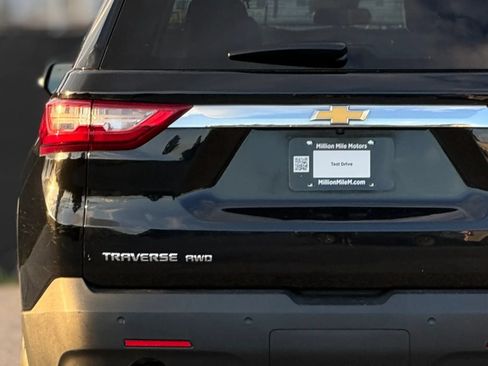 Used 2018 Chevrolet Traverse LT AWD/4WD image 13