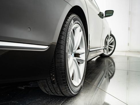 Used 2016 BMW 750i xDrive image 51