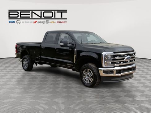 New 2026 Ford F250 Lariat AWD/4WD image 3