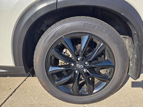 Used 2021 INFINITI QX50 Luxe image 19