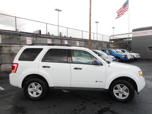 Used 2010 Ford Escape 4WD Hybrid image 2