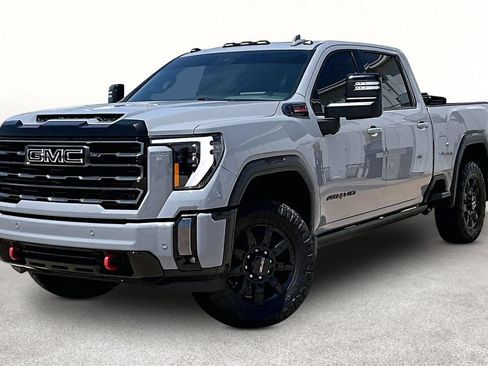 Used 2024 GMC Sierra 2500 AT4 w/ AT4 Premium Plus Package AWD/4WD image 14