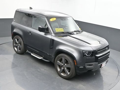 Used 2023 Land Rover Defender 90 V8 image 39