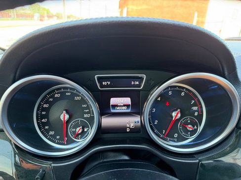Used 2017 Mercedes-Benz GLS 450 4MATIC image 24