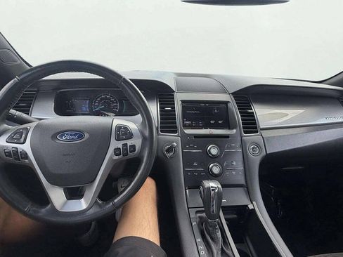 Used 2013 Ford Taurus SEL FWD image 17