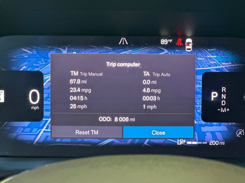 Certified 2025 Volvo XC60 B5 Plus AWD/4WD image 32