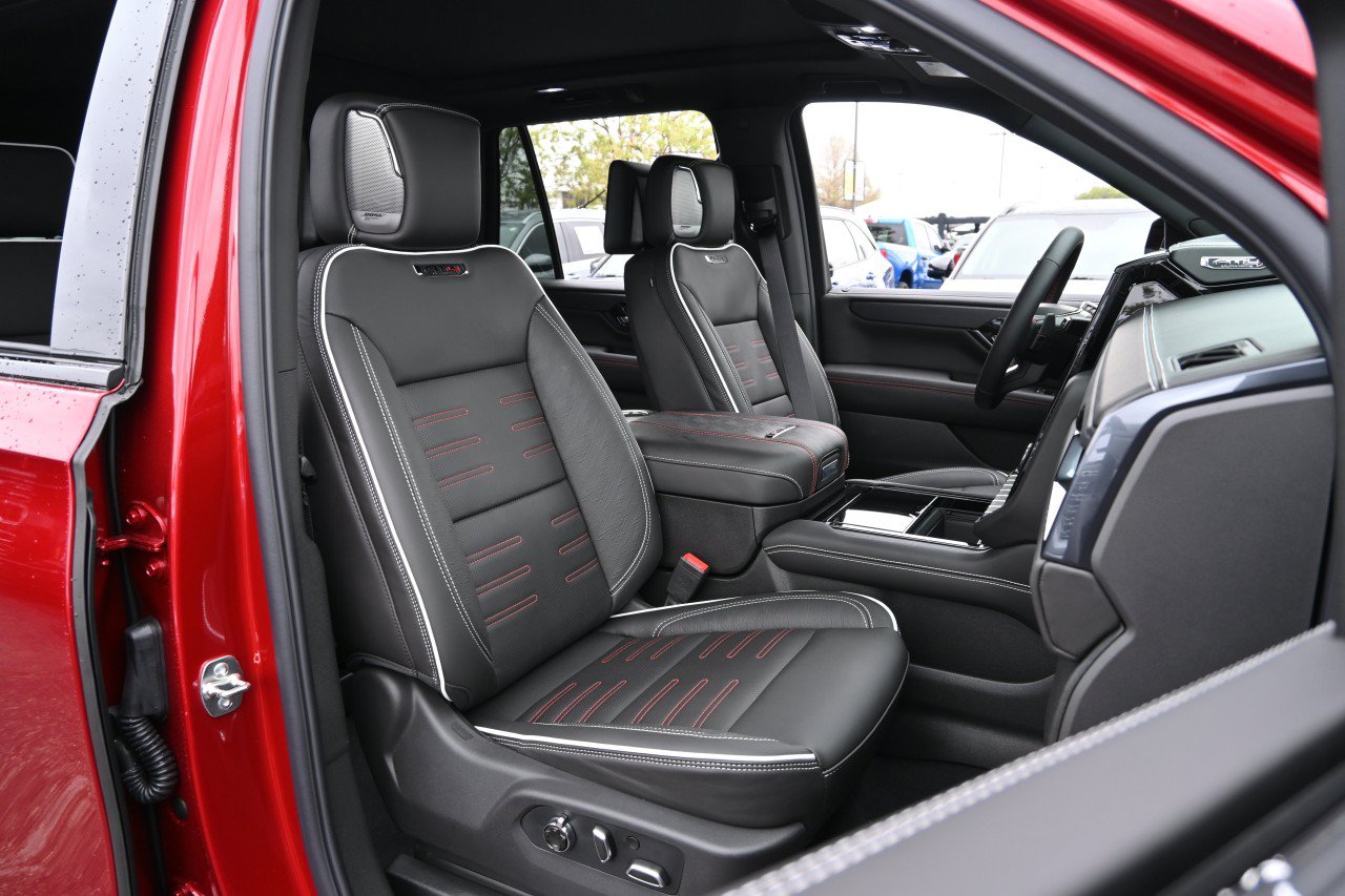 New 2027 GMC Yukon AT4 Ultimate AWD/4WD image 27