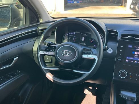 Used 2022 Hyundai Tucson SEL AWD/4WD image 16