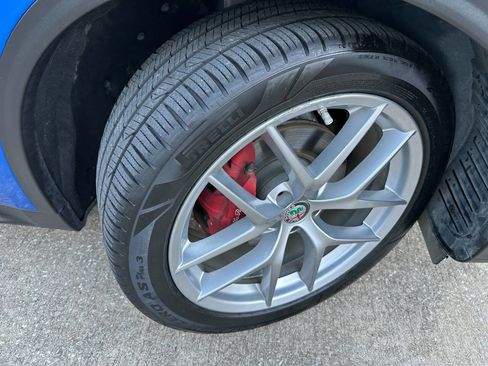 Used 2018 Alfa Romeo Stelvio Ti Sport image 35