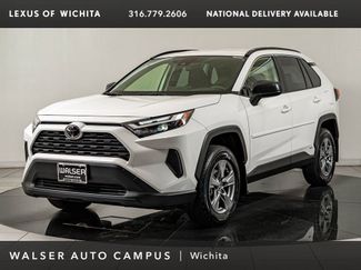 Used 2025 Toyota RAV4 LE AWD/4WD video 1