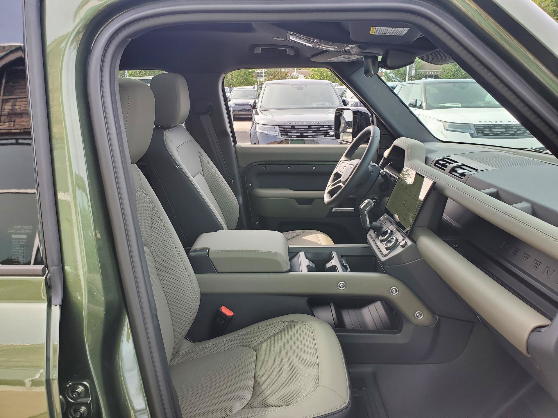 New 2026 Land Rover Defender 110 S AWD/4WD image 19