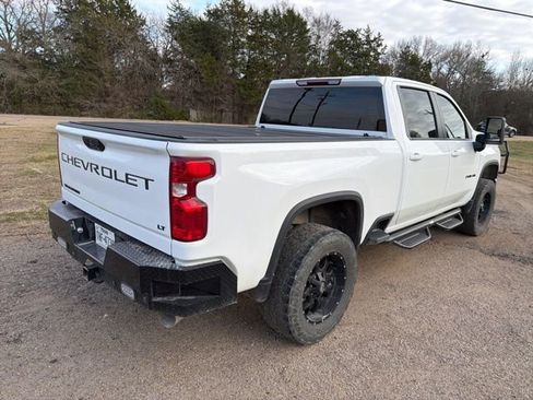 Used 2024 Chevrolet Silverado 2500 LT image 9
