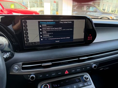 Used 2023 Hyundai Palisade SEL image 11