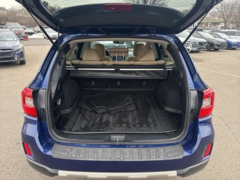 Used 2015 Subaru Outback 3.6R Limited image 27