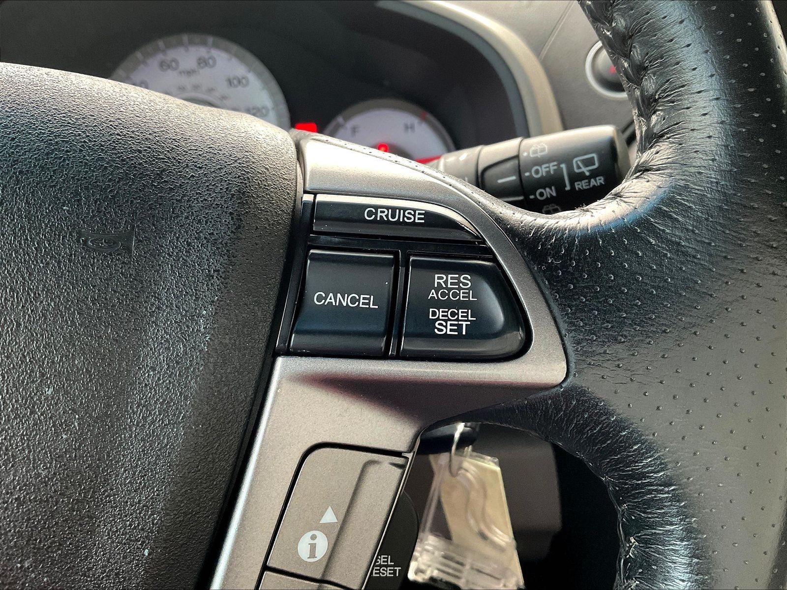 Used 2011 Honda Pilot EX-L image 12