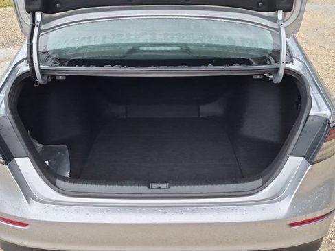 Used 2025 Honda Accord SE image 28