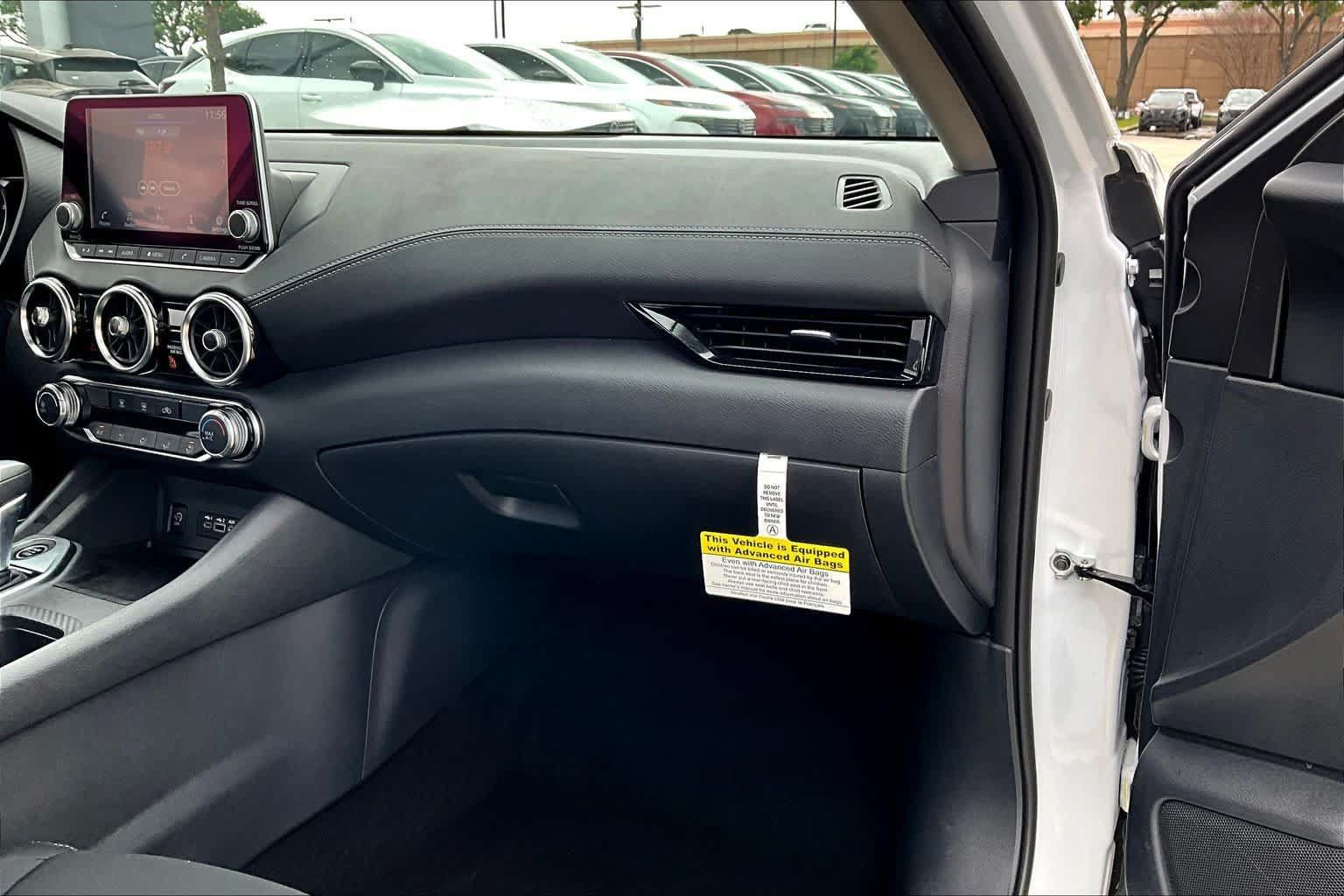 Used 2025 Nissan Sentra SV w/ Trunk Package FWD image 17