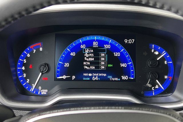 Used 2021 Toyota Corolla XSE FWD image 35