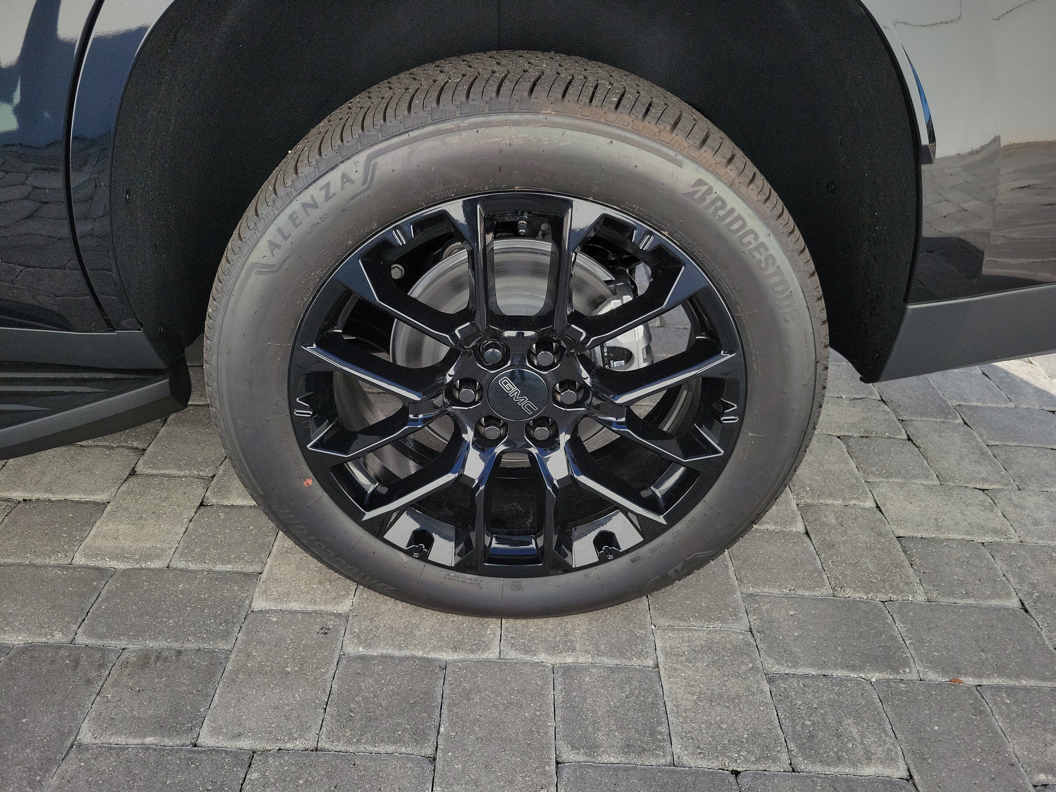 New 2026 GMC Yukon Denali AWD/4WD image 11