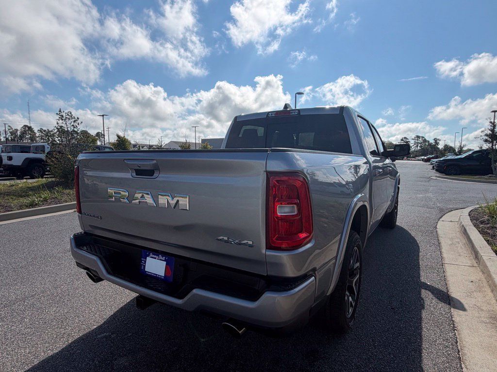 Used 2025 RAM 1500 Laramie w/ Sport Appearance Package AWD/4WD image 23