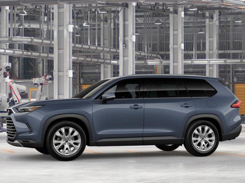 New 2026 Toyota Grand Highlander Limited image 3