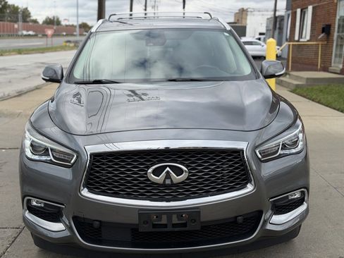 Used 2019 INFINITI QX60 Luxe w/ Sensory Package image 2