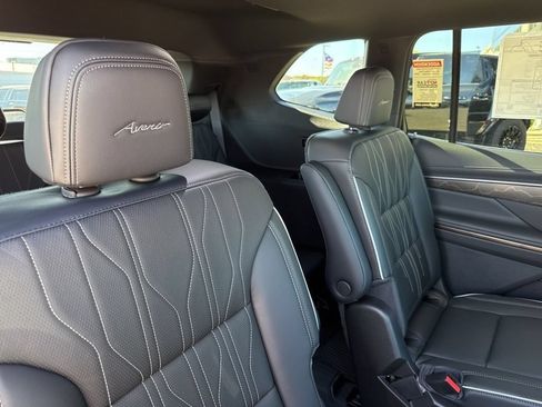New 2026 Buick Enclave Avenir w/ Super Cruise Package AWD/4WD image 41