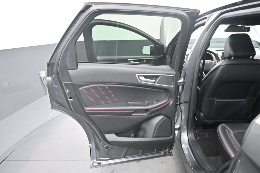 Used 2024 Ford Edge ST-Line AWD/4WD image 22