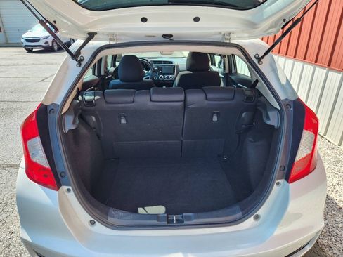 Used 2019 Honda Fit EX image 7