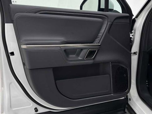 Used 2023 Rivian R1T Adventure image 23