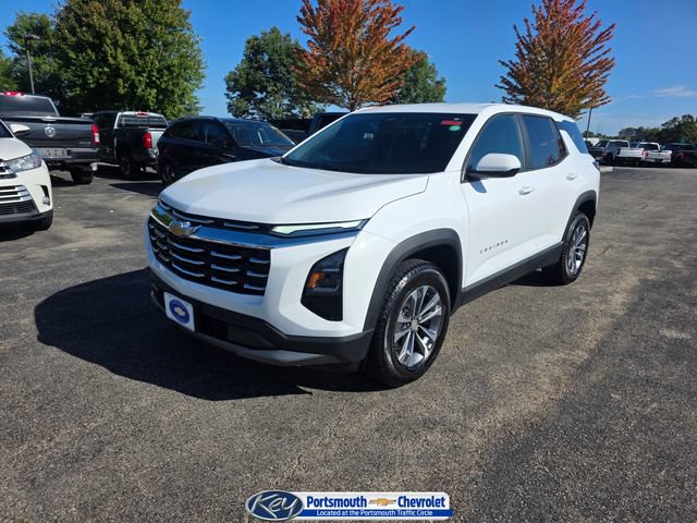 Used 2026 Chevrolet Equinox LT w/ LPO, Floor Liner Package AWD/4WD image 1