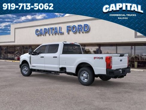New 2026 Ford F250 XL w/ FX4 Off-Road Package AWD/4WD image 4