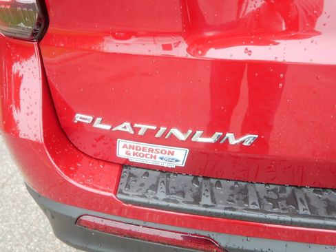 Certified 2025 Ford Explorer Platinum w/ Ultimate Package AWD/4WD image 9