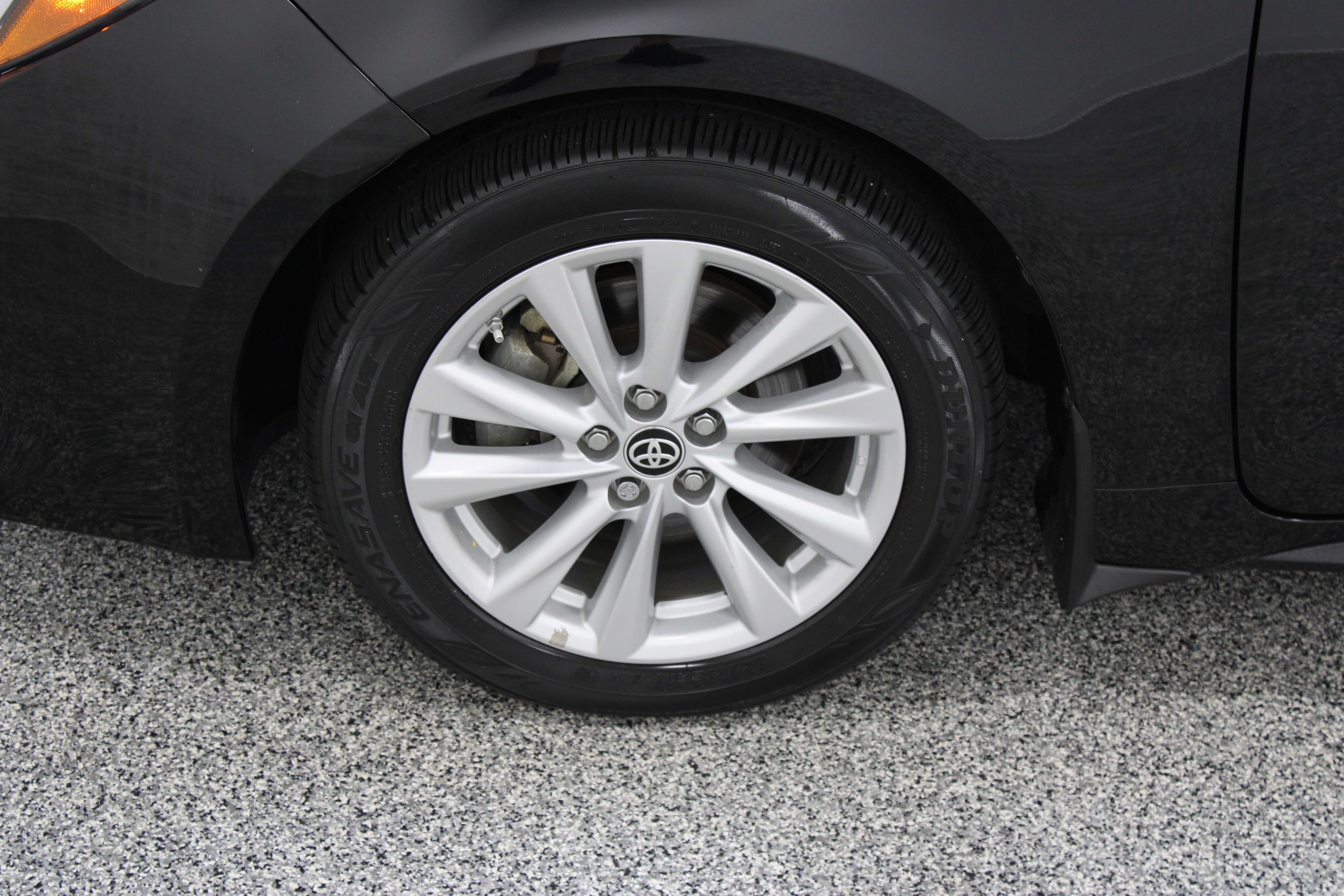 Used 2025 Toyota Corolla SE FWD image 11