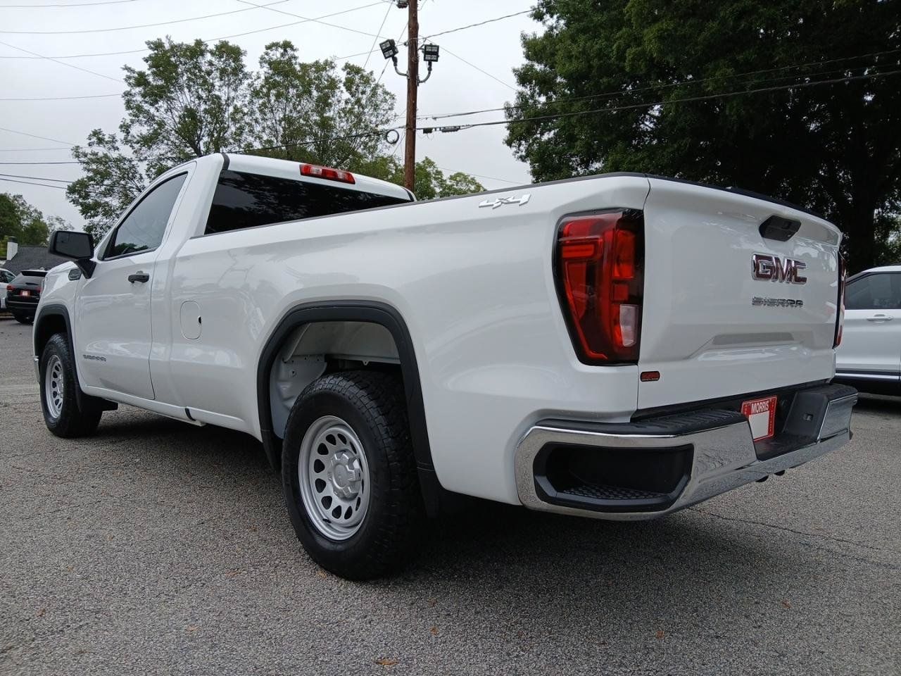 Used 2022 GMC Sierra 1500 Pro w/ Convenience Package AWD/4WD image 8
