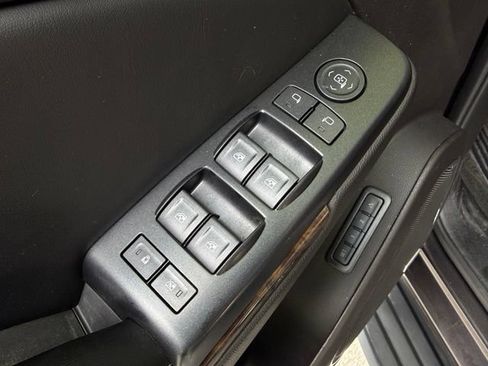 Used 2015 Chevrolet Tahoe LT w/ Max Trailering Package AWD/4WD image 31