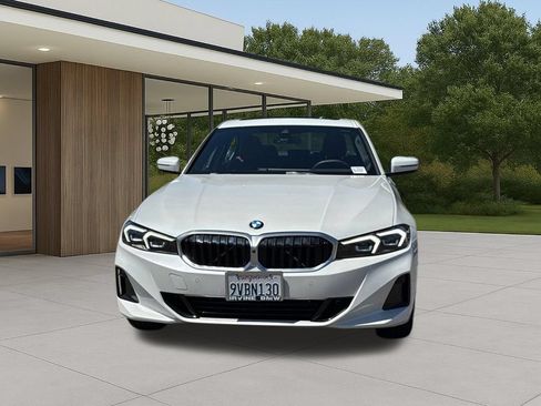 Used 2026 BMW 330i Sedan w/ Premium Package RWD image 3