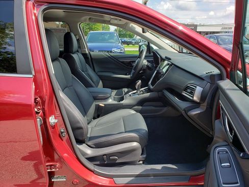 Used 2025 Subaru Outback Limited AWD/4WD image 19