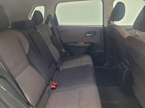 Used 2021 Nissan Rogue SV FWD image 19