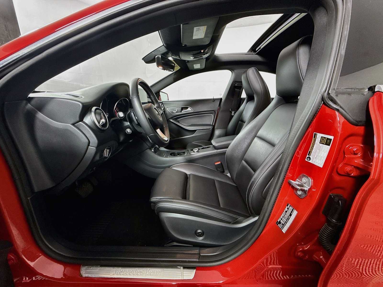 Used 2018 Mercedes-Benz CLA 250 4MATIC image 19